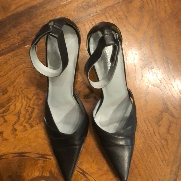 BCBG Girls heels pointy toes black leather Sz 6.5 - Picture 8 of 8